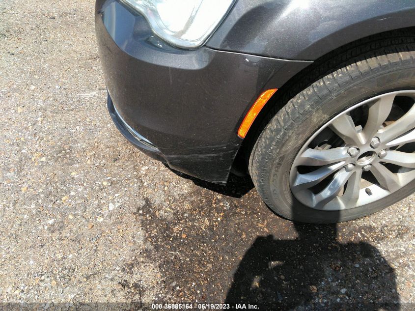 2019 CHRYSLER 300 LIMITED - 2C3CCAKG1KH569141