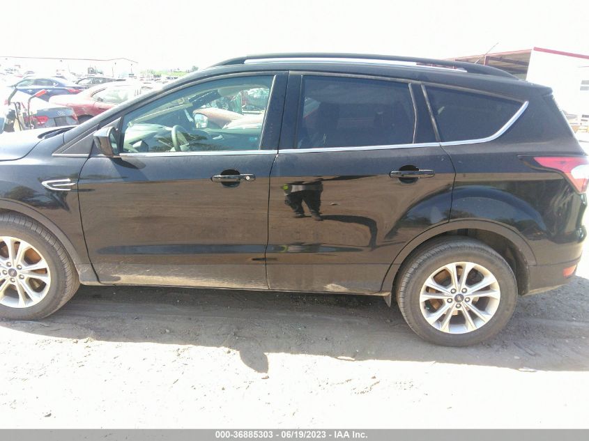 2017 FORD ESCAPE SE - 1FMCU9GD9HUE05465