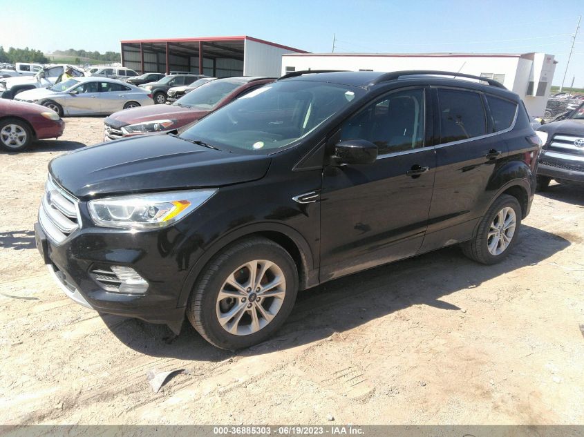 2017 FORD ESCAPE SE - 1FMCU9GD9HUE05465