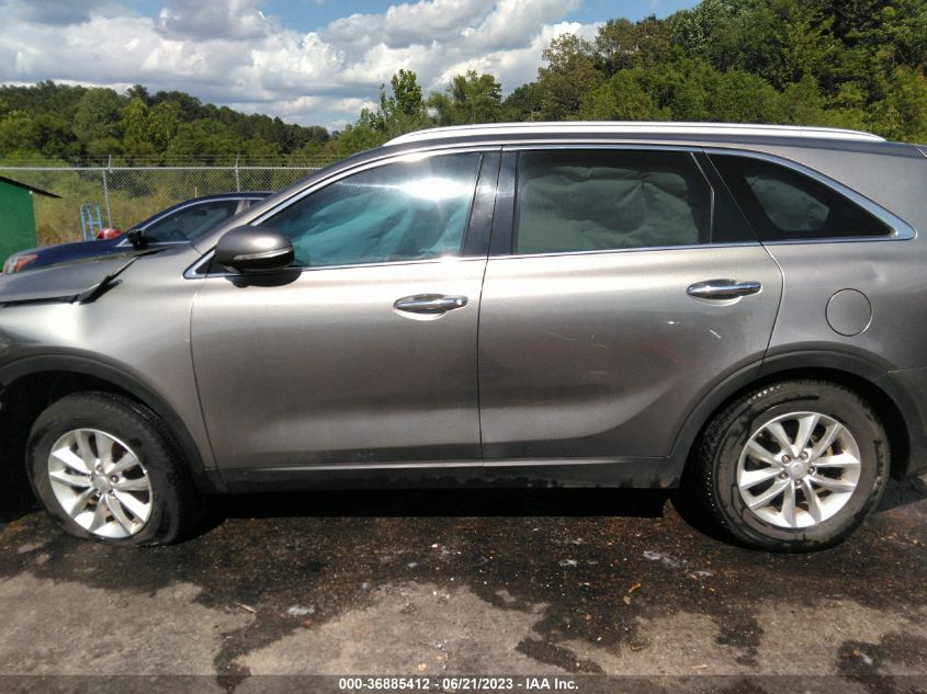 2016 KIA SORENTO LX - 5XYPG4A33GG064516