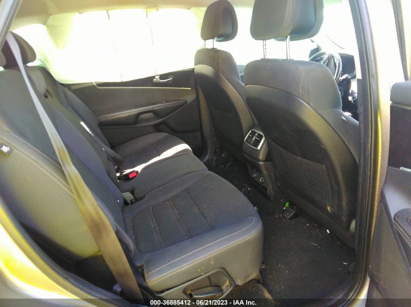 2016 KIA SORENTO LX - 5XYPG4A33GG064516