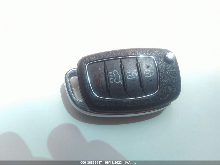 2019 HYUNDAI SANTA FE XL SE - KM8SMDHF6KU308889
