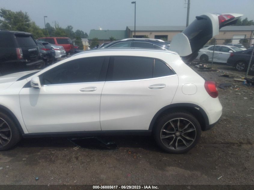 2017 MERCEDES-BENZ GLA GLA 250 - WDCTG4GB3HJ356661
