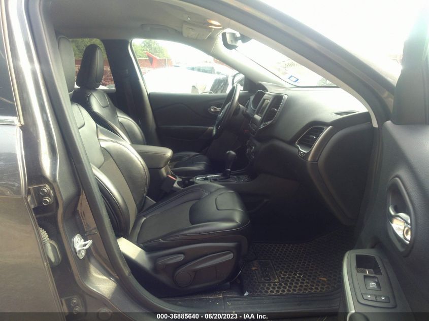 2019 JEEP CHEROKEE LATITUDE PLUS - 1C4PJLLX3KD290932