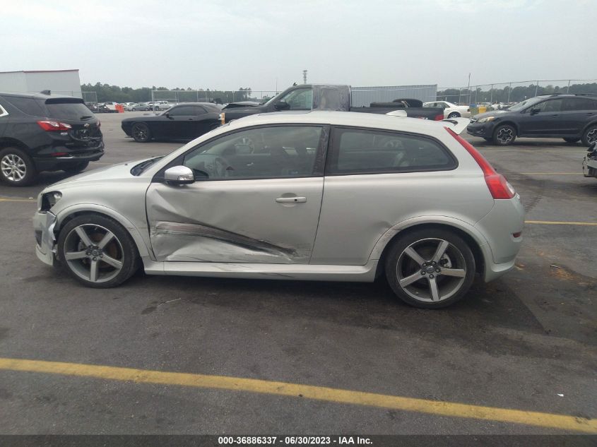 2013 VOLVO C30 T5 - YV1672MK0D2310408