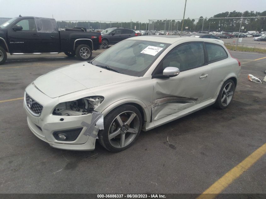 2013 VOLVO C30 T5 - YV1672MK0D2310408