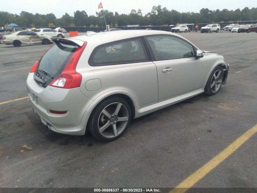 2013 VOLVO C30 T5 - YV1672MK0D2310408