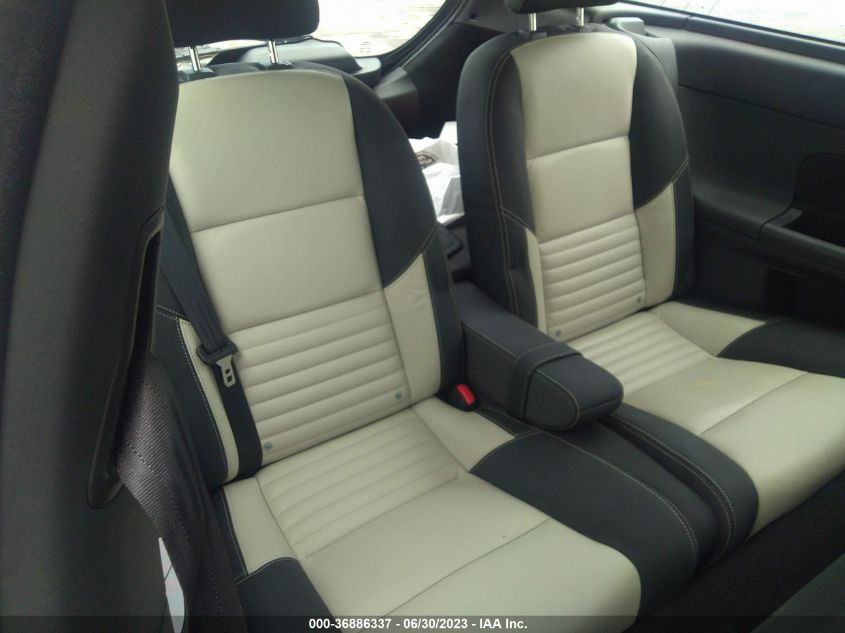 2013 VOLVO C30 T5 - YV1672MK0D2310408