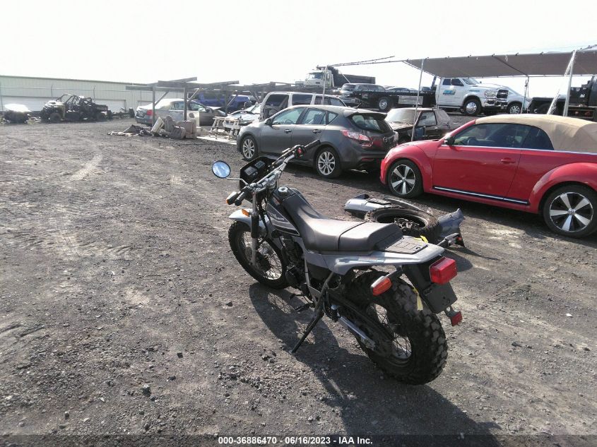 2023 YAMAHA TW200 C JYA3AWE06PA180610