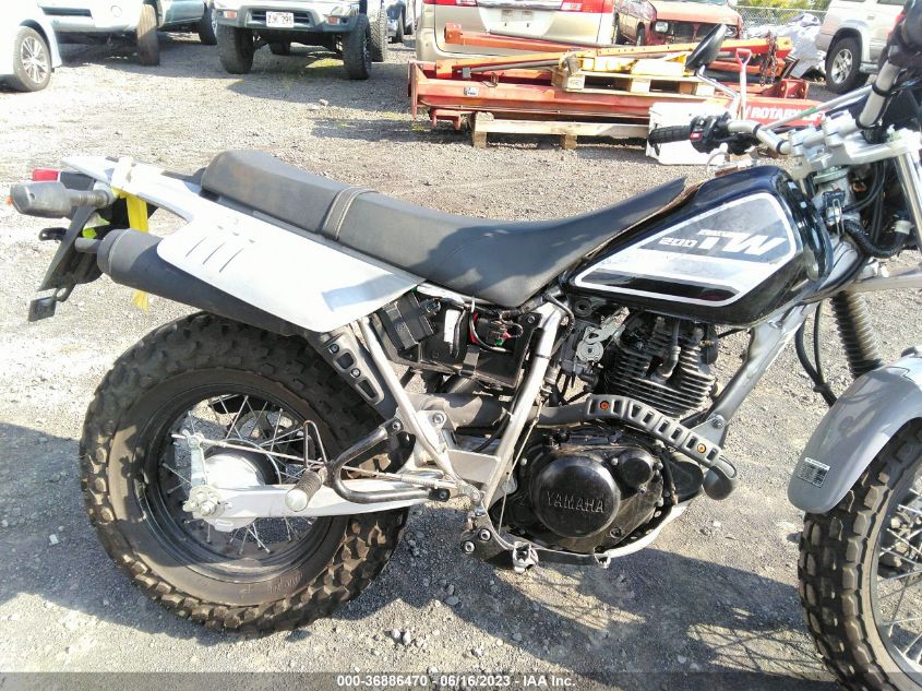 2023 YAMAHA TW200 C JYA3AWE06PA180610