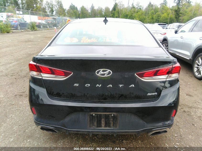 2018 HYUNDAI SONATA SPORT - 5NPE34AF0JH681918