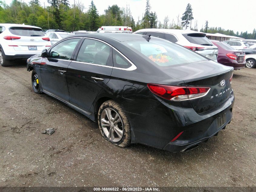 2018 HYUNDAI SONATA SPORT - 5NPE34AF0JH681918