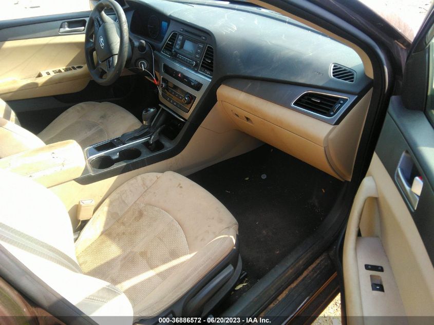 2015 HYUNDAI SONATA 2.4L SE - 5NPE24AF8FH164800