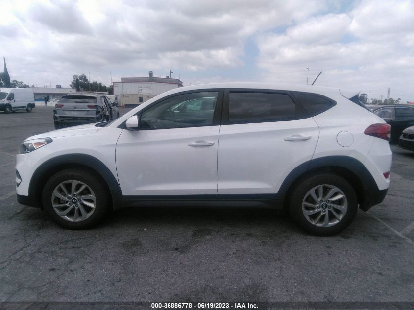 2017 HYUNDAI TUCSON SE - KM8J23A43HU378508