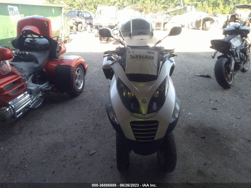 2009 PIAGGIO MP3 250 - ZAPM479M395003557