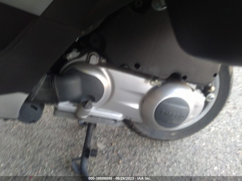 2009 PIAGGIO MP3 250 - ZAPM479M395003557