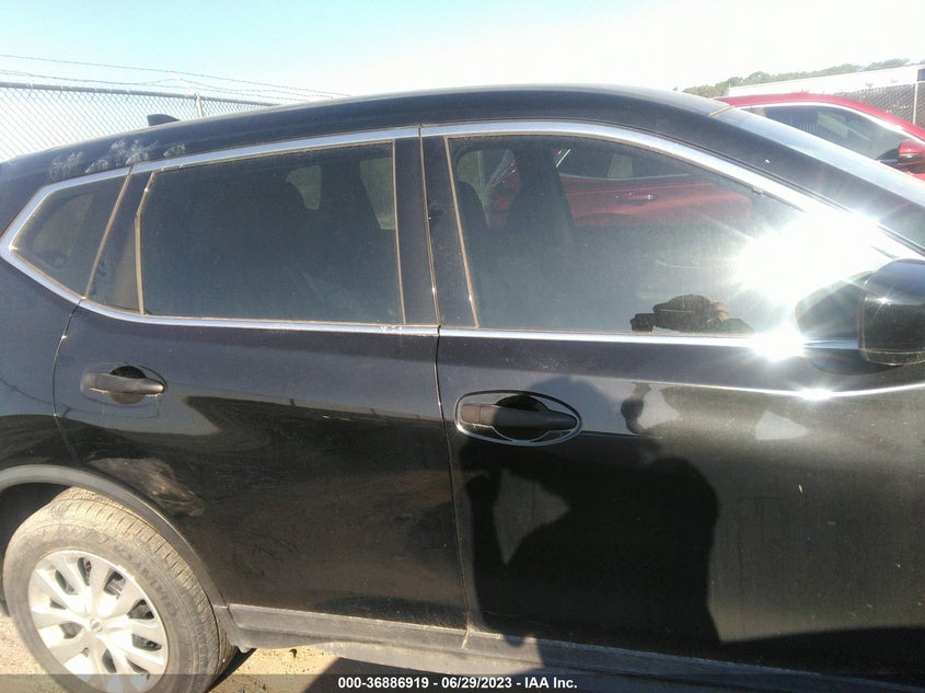 VIN KNMAT2MT7LP502706 2020 NISSAN ROGUE S