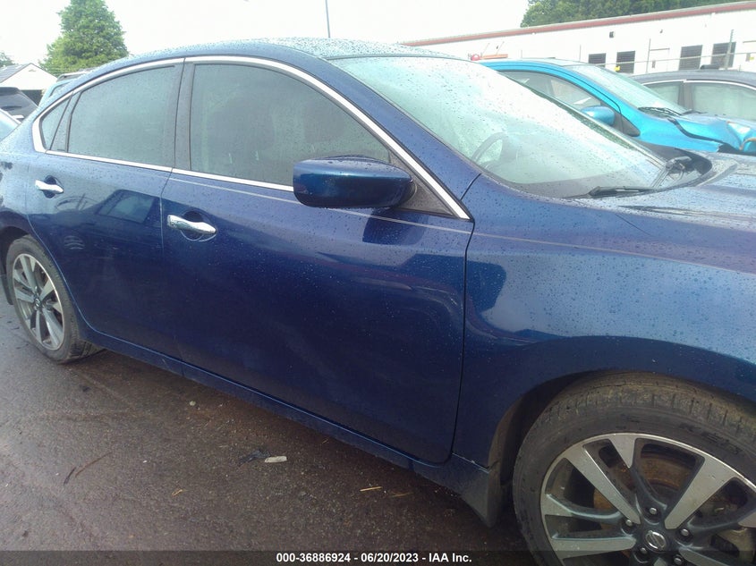 2017 NISSAN ALTIMA VIN: 1N4AL3APXHC498474