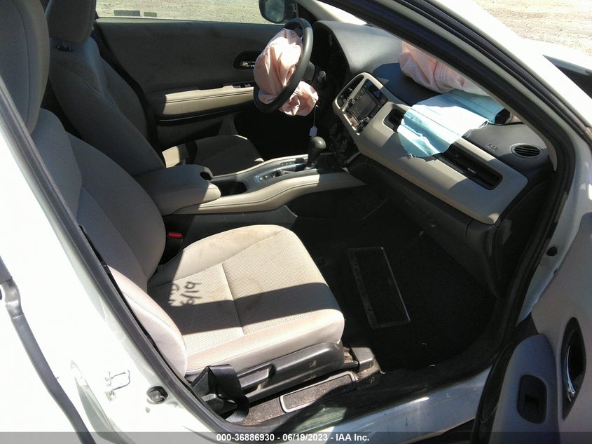VIN 3CZRU5H36JM723867 2018 HONDA HR-V LX