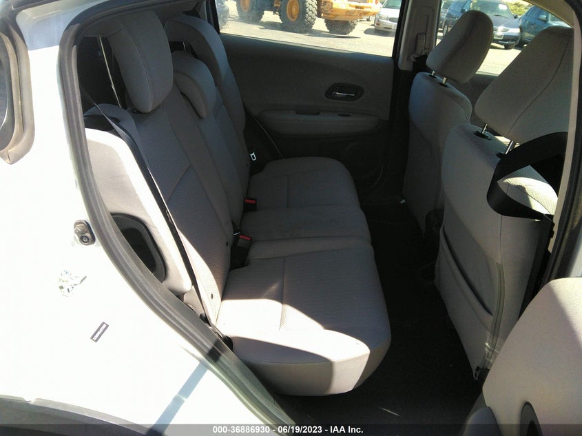 VIN 3CZRU5H36JM723867 2018 HONDA HR-V LX