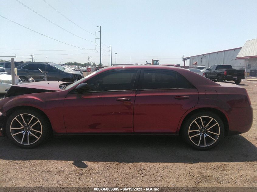 2019 CHRYSLER 300 TOURING - 2C3CCAAG3KH747231