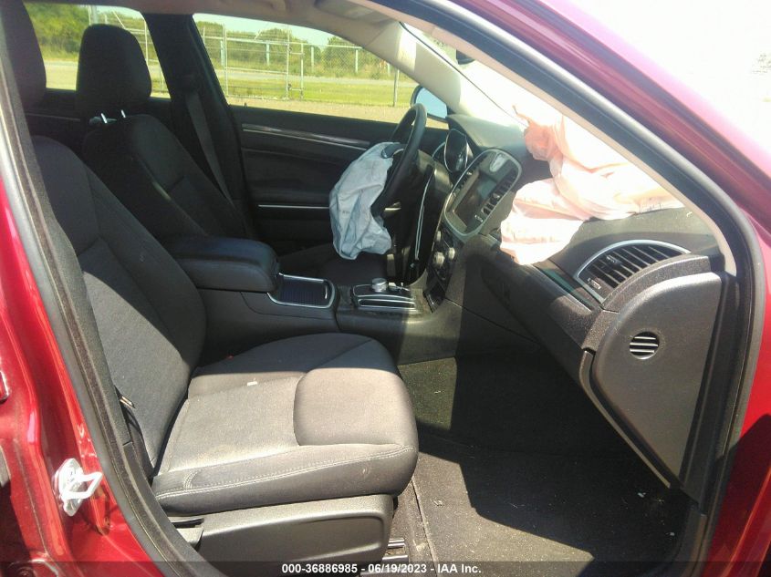 2019 CHRYSLER 300 TOURING - 2C3CCAAG3KH747231