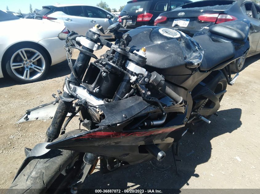 2015 YAMAHA YZFR6 JYARJ16E4FA034065