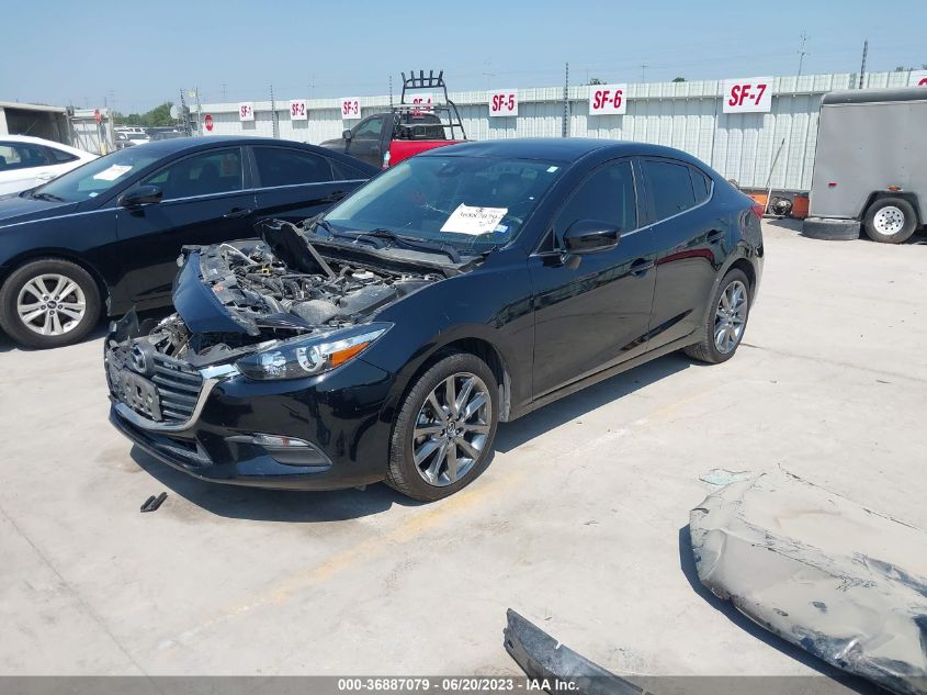 2018 MAZDA MAZDA3 4-DOOR TOURING 3MZBN1V38JM243876