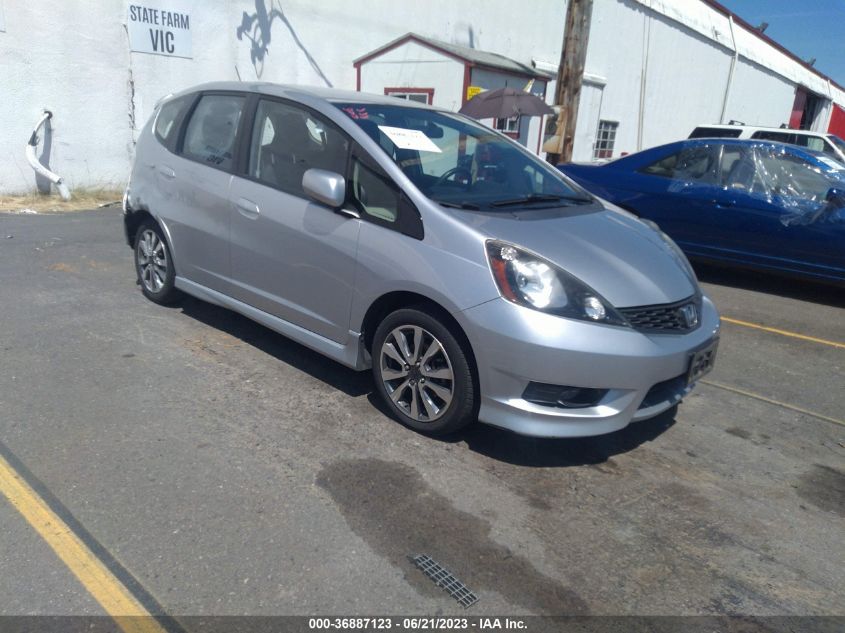 2013 HONDA FIT SPORT - JHMGE8H51DC038466
