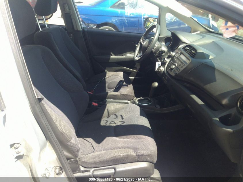 2013 HONDA FIT SPORT - JHMGE8H51DC038466