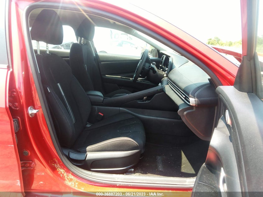 VIN 5NPLM4AG3MH035922 2021 HYUNDAI ELANTRA SEL