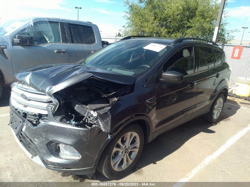 VIN 1FMCU9GD8JUB73365 2018 FORD ESCAPE SE