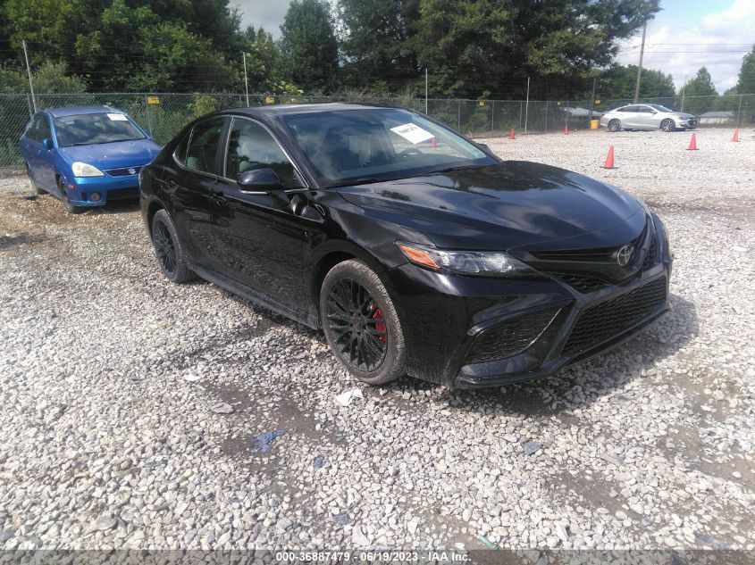 2022 TOYOTA CAMRY SE/NIGHT SHADE - 4T1T11AK5NU668629