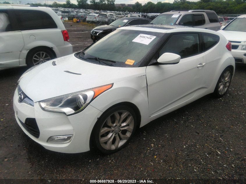 2013 HYUNDAI VELOSTER W/GRAY INT - KMHTC6AD9DU095984