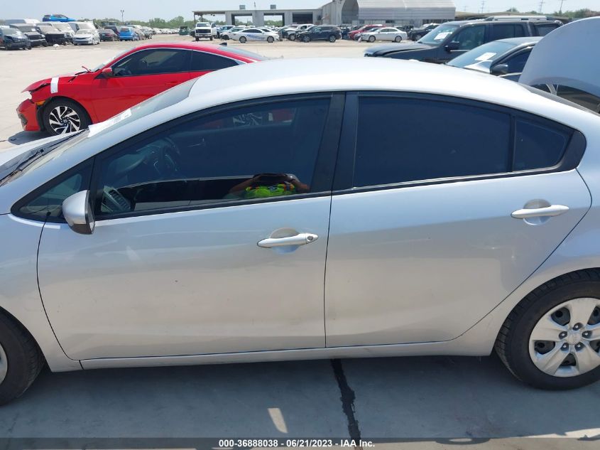 2018 KIA FORTE LX - 3KPFK4A77JE221580