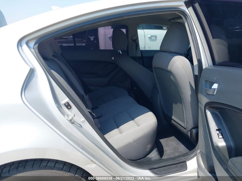 2018 KIA FORTE LX - 3KPFK4A77JE221580