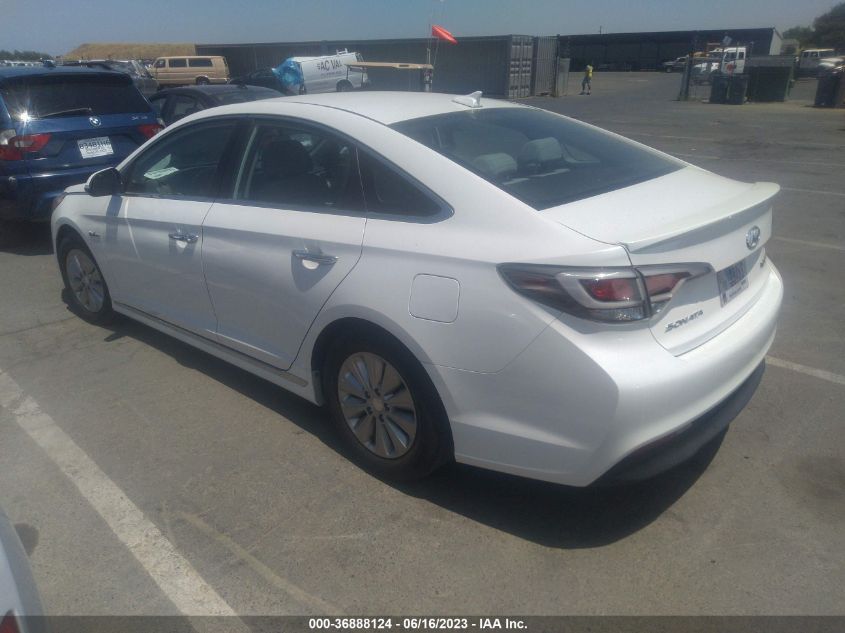 2016 HYUNDAI SONATA HYBRID SE - KMHE24L19GA041707