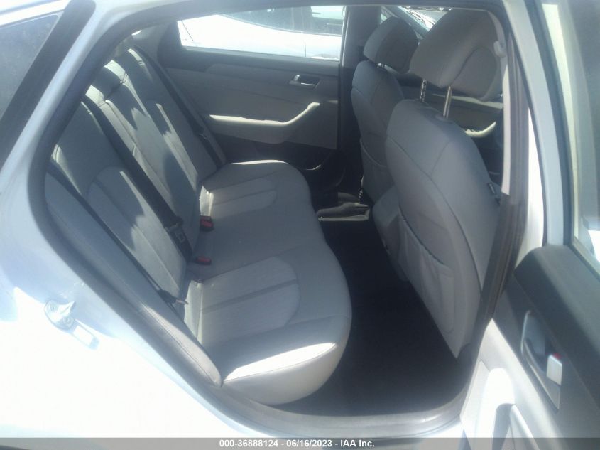 2016 HYUNDAI SONATA HYBRID SE - KMHE24L19GA041707