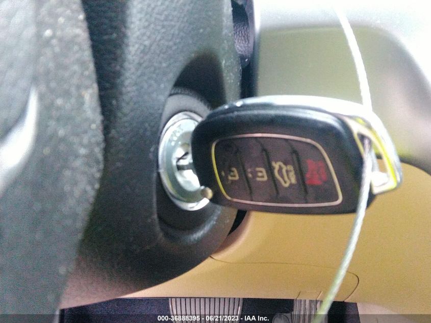 2016 HYUNDAI SONATA 2.4L SE - 5NPE24AF6GH314209