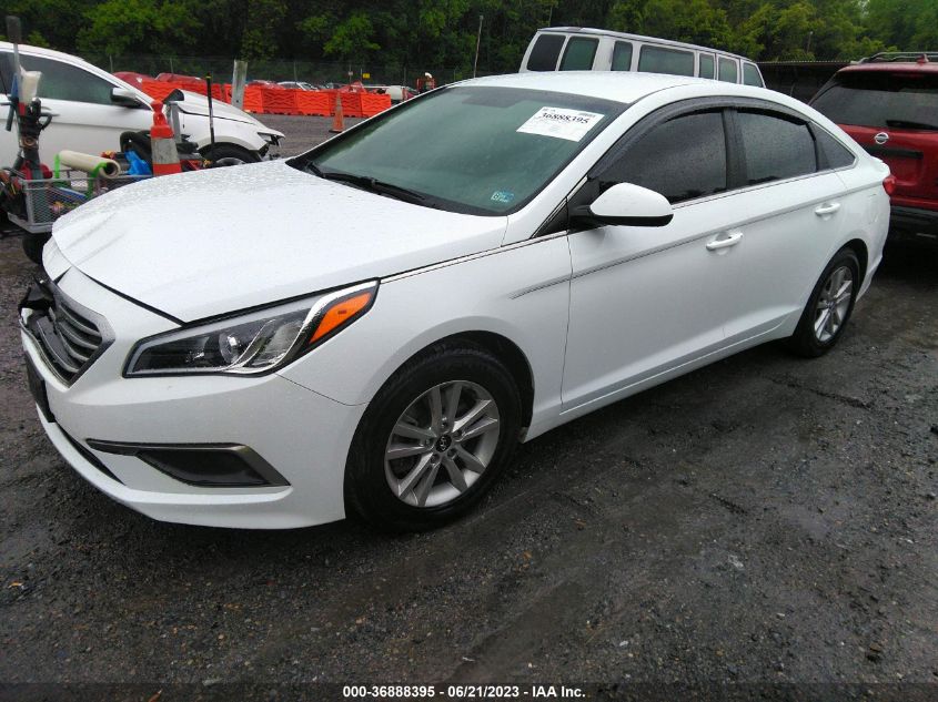 2016 HYUNDAI SONATA 2.4L SE - 5NPE24AF6GH314209