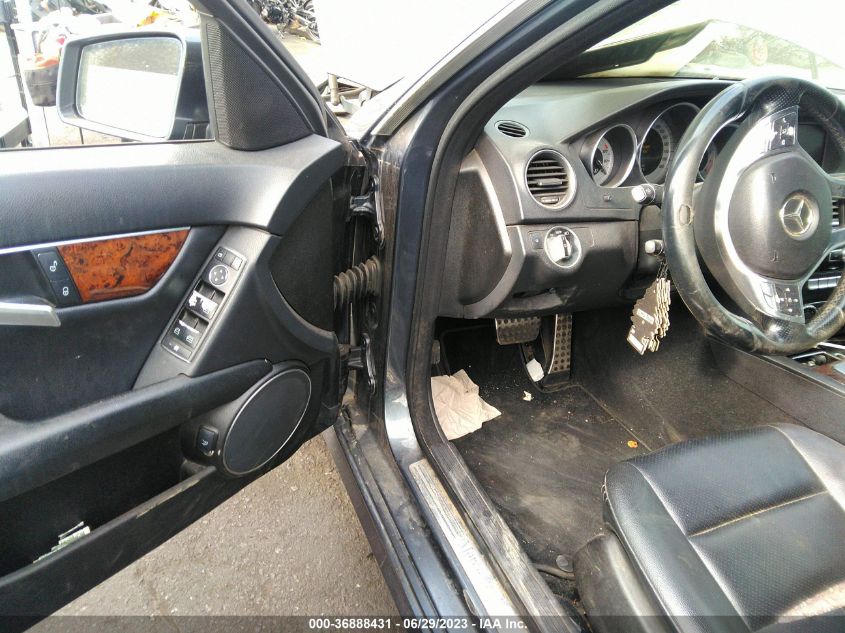 2014 MERCEDES-BENZ C-CLASS C 250 - WDDGF4HB9EA908349