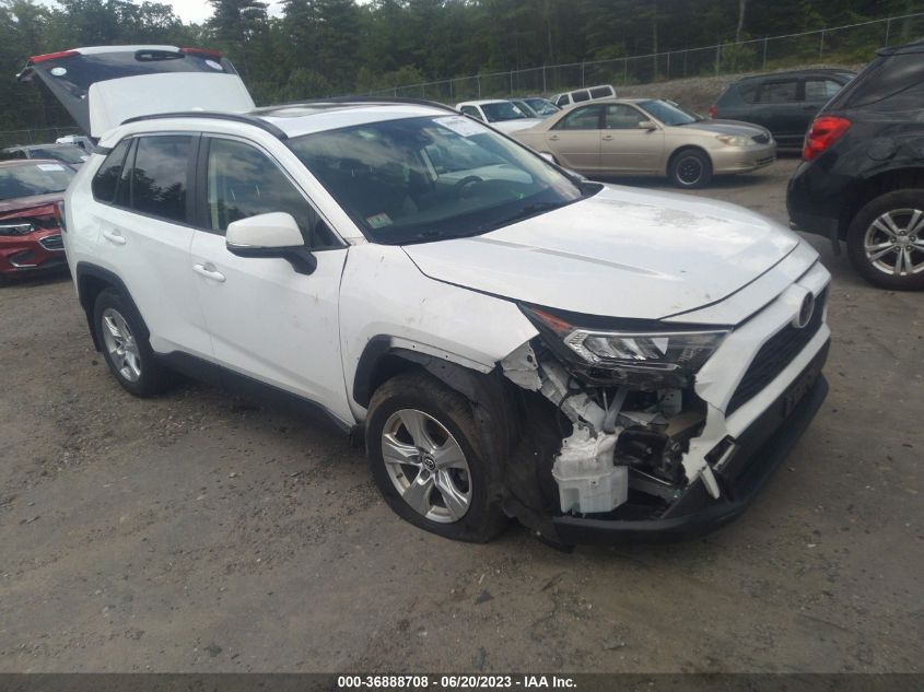 2019 TOYOTA RAV4 XLE - JTMP1RFV3KD022430