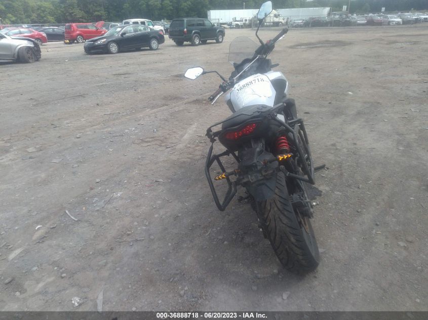2013 KAWASAKI LE650 C - JKALEEC17DDA09144