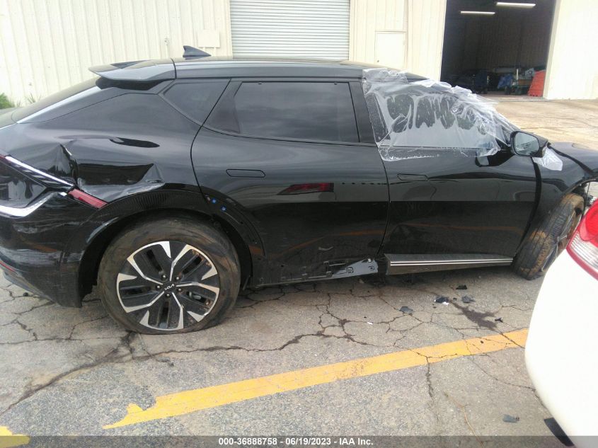 2022 KIA EV6 WIND KNDC34LAXN5043609