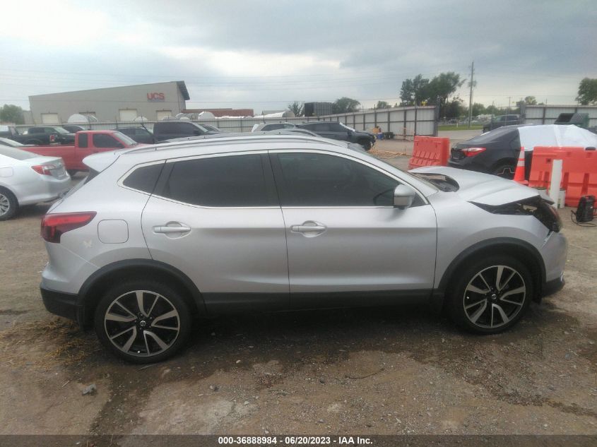 2017 NISSAN ROGUE SPORT SL - JN1BJ1CPXHW031126