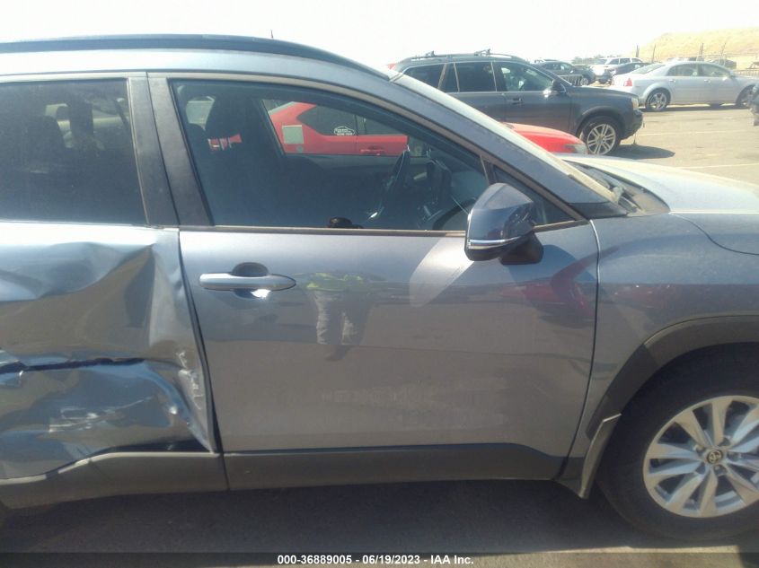 2022 TOYOTA COROLLA CROSS LE - 7MUCAABG5NV042121