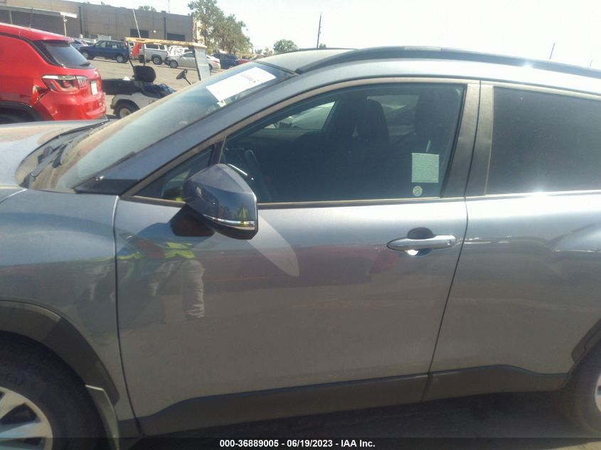2022 TOYOTA COROLLA CROSS LE - 7MUCAABG5NV042121