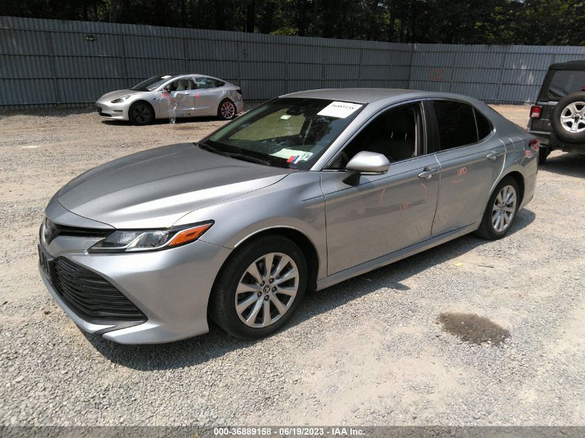 2018 TOYOTA CAMRY LE/SE/XLE/L - JTNB11HK3J3012477
