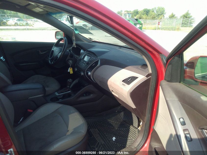 2014 HYUNDAI TUCSON SE - KM8JUCAG5EU876371
