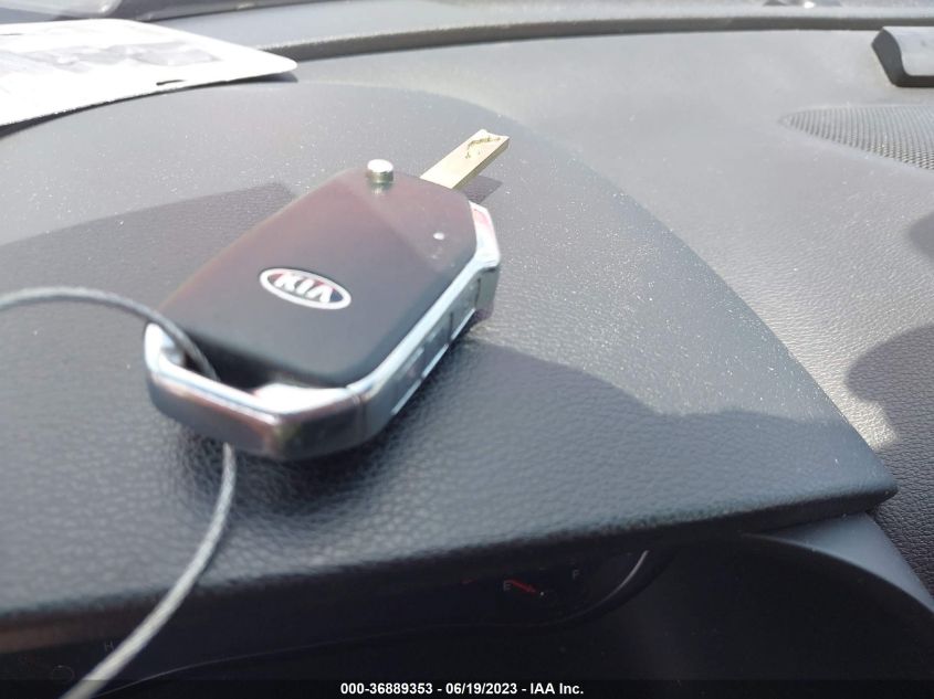 2021 KIA SOUL LX/X LINE/S - KNDJ23AUXM7140216